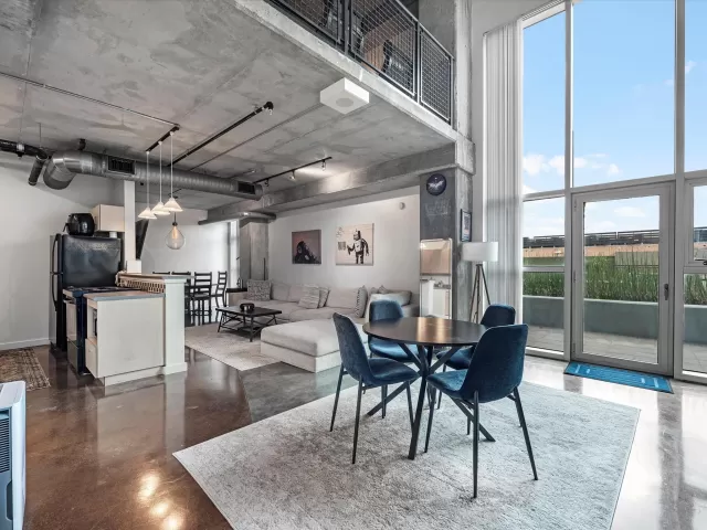 MLS: 39502251 Condo For Sale