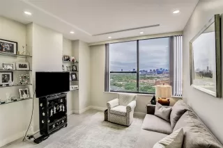 Photo #5: 3985580 Listing 