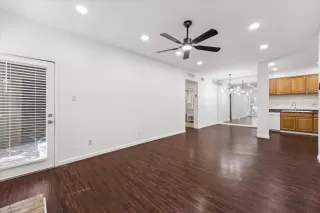 Photo #3: 39919195 Listing 