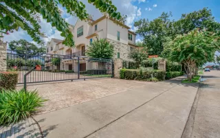 Photo #3: 40876040 Listing 