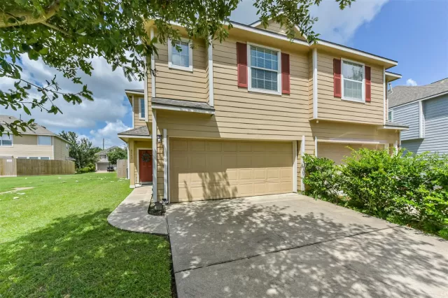 MLS: 40959529 Condo For Sale