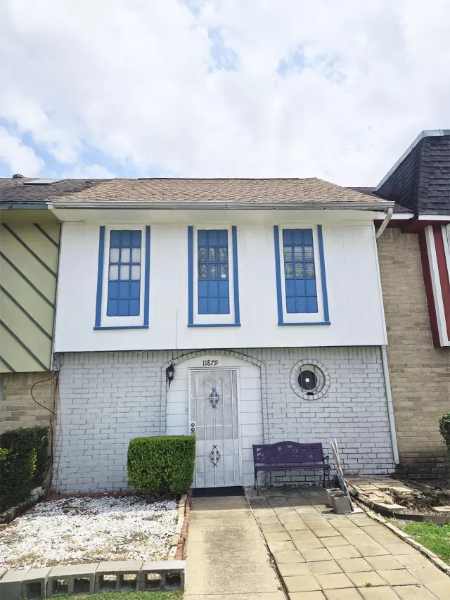 MLS: 41886048 Condo For Sale