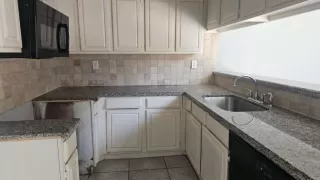 Photo #1: 42141538 Listing 