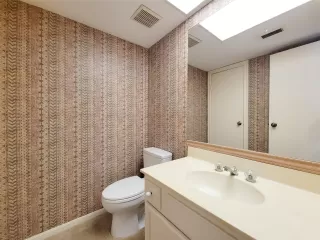 Photo #2: 42199527 Listing 