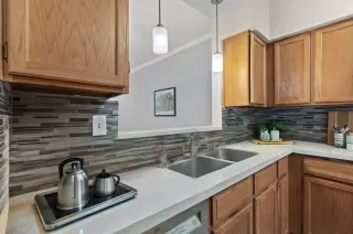 Photo #5: 42476199 Listing 