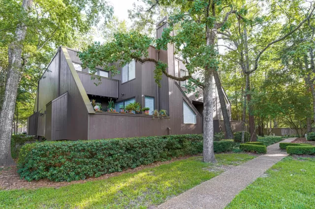 MLS: 42539160 Condo For Sale