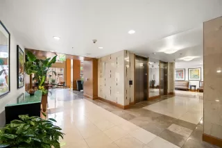 Photo #2: 4254092 Listing 