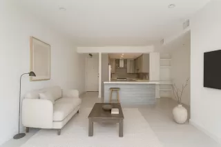 Photo #2: 42577283 Listing 