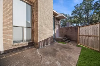 Photo #3: 4263187 Listing