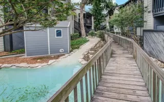 Photo #6: 42737388 Listing