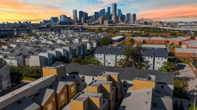 MLS: 42883931 Condo For Sale