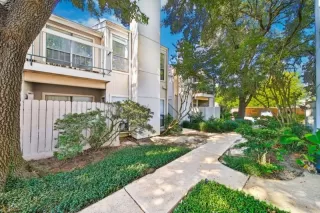 Photo #1: 42903892 Listing 