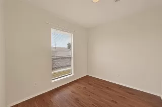 Photo #4: 42916688 Listing