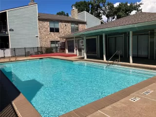 Photo #2: 42918797 Listing 