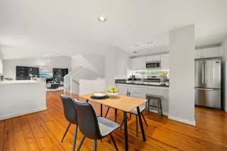 Photo #6: 42932542 Listing 