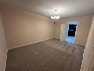 Photo #2: 43030989 Listing 