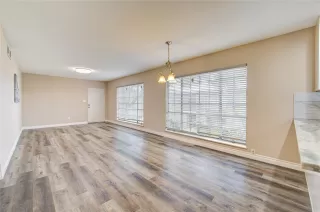 Photo #2: 43067873 Listing