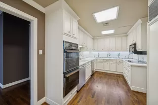 Photo #4: 430893 Listing 