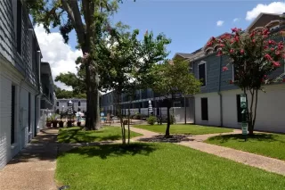 Photo #2: 43316795 Listing 