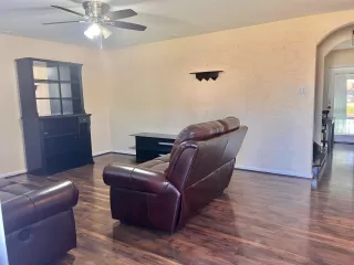 Photo #1: 43610440 Listing 