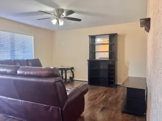 Photo #3: 43610440 Listing 