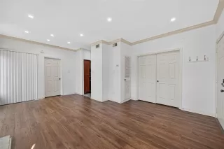 Photo #6: 43646445 Listing 