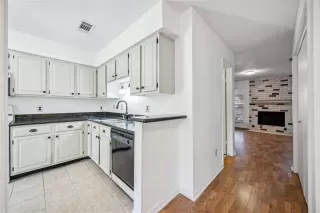 Photo #4: 43656545 Listing 