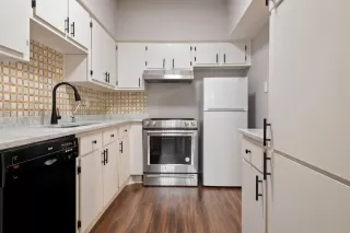 Photo #4: 44084520 Listing 