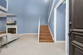 Photo #3: 4408637 Listing 