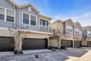 Photo #2: 44211206 Listing 