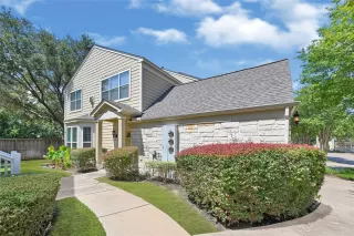 More Details about MLS # 44261022 : 13600 BRETON RIDGE STREET # 4A