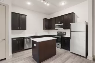 Photo #2: 44627175 Listing 