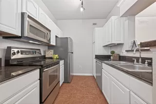 Photo #4: 45133235 Listing 