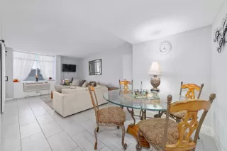 Photo #4: 45480503 Listing 