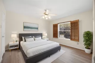 Photo #5: 45767533 Listing