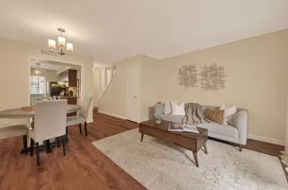 Photo #3: 45902160 Listing 