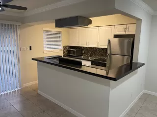 Photo #2: 46046864 Listing 