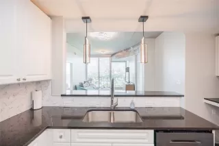 Photo #4: 4618844 Listing 