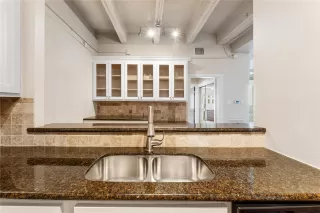 Photo #4: 47160589 Listing 