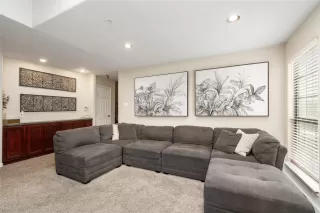 Photo #3: 47476085 Listing