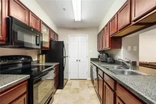 Photo #6: 47476085 Listing