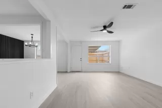 Photo #6: 47882881 Listing 