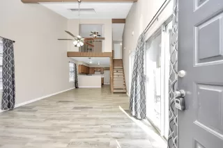 Photo #1: 48117119 Listing 