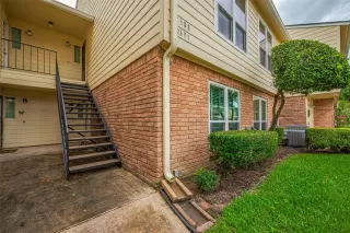 Photo #3: 48671602 Listing 