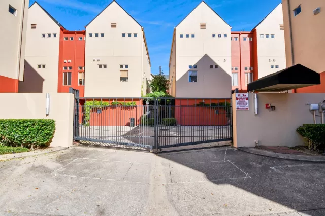 MLS: 48751465 Condo For Sale