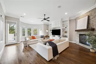 Photo #5: 48817308 Listing 