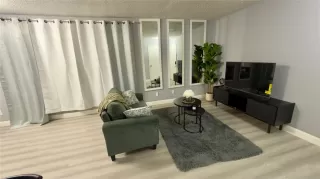 Photo #4: 49019853 Listing