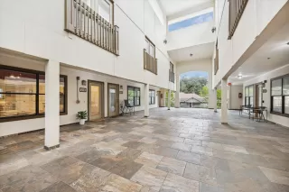 Photo #1: 49029820 Listing 