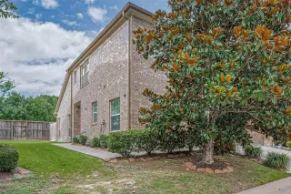 Photo #2: 49053666 Listing 