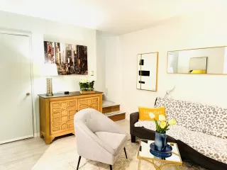 Photo #1: 4908850 Listing 